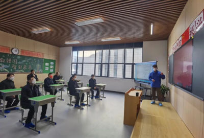 光電之星第二期 走進河南翊軒光電 教育